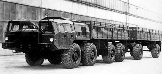 МАЗ-7911 Оплот-А Грузовик-тягач.jpg